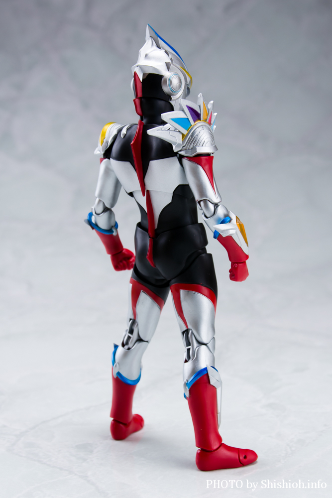 徹底レビュー】S.H.Figuarts ウルトラマンオーブ オーブトリニティ