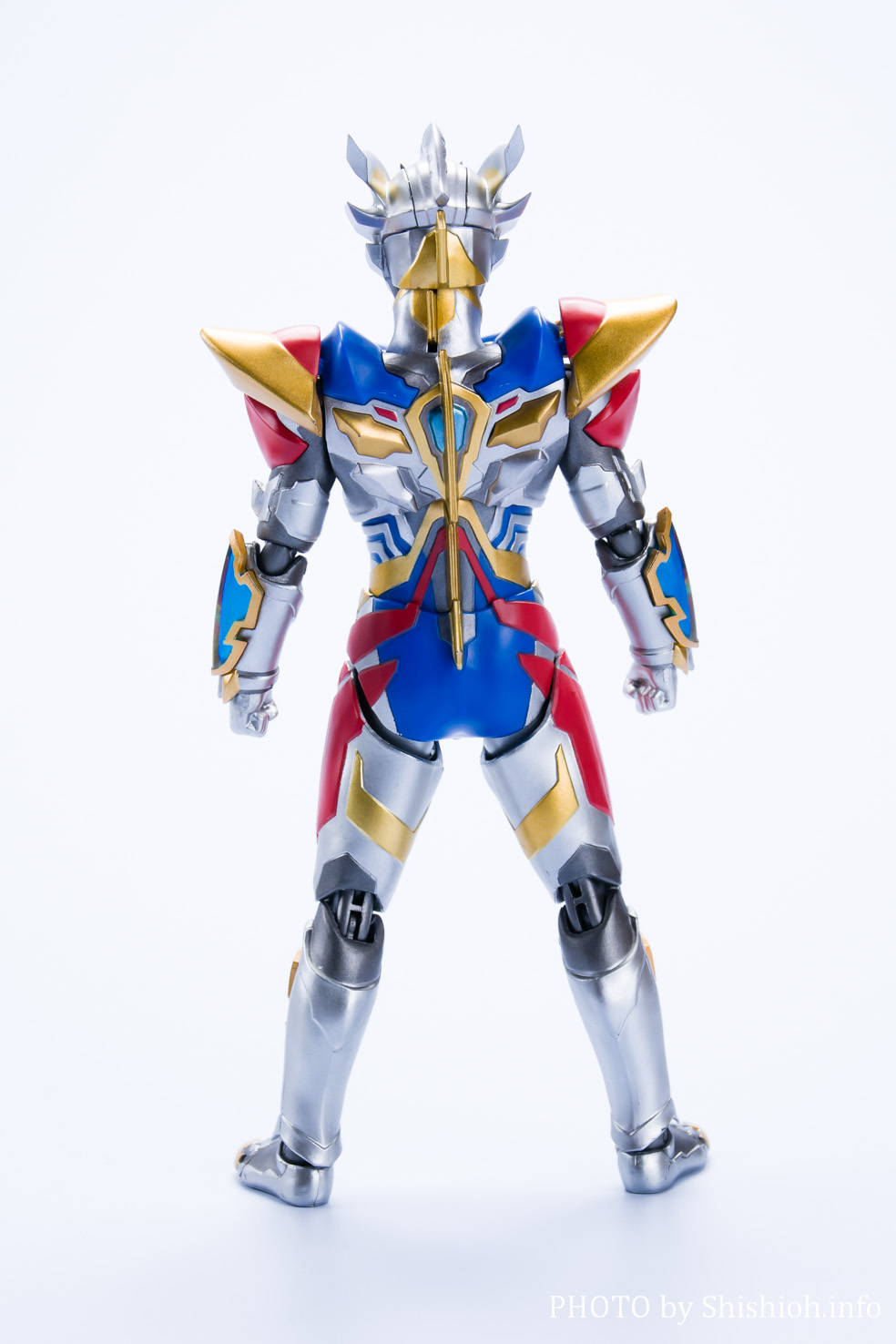 レビュー】S.H.Figuarts ウルトラマンゼット デルタライズクロー