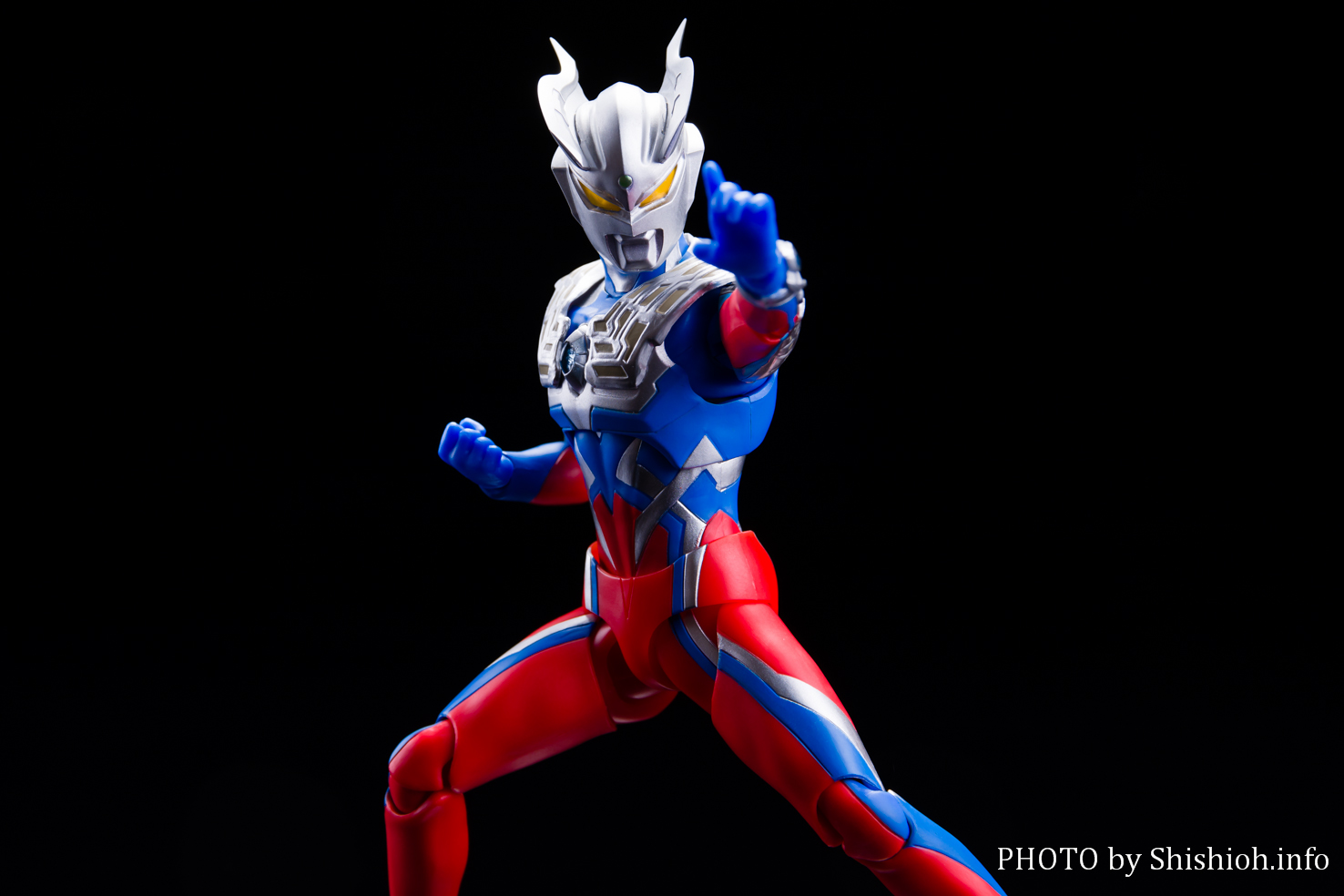 レビュー】 S.H.Figuarts ウルトラマンゼロ