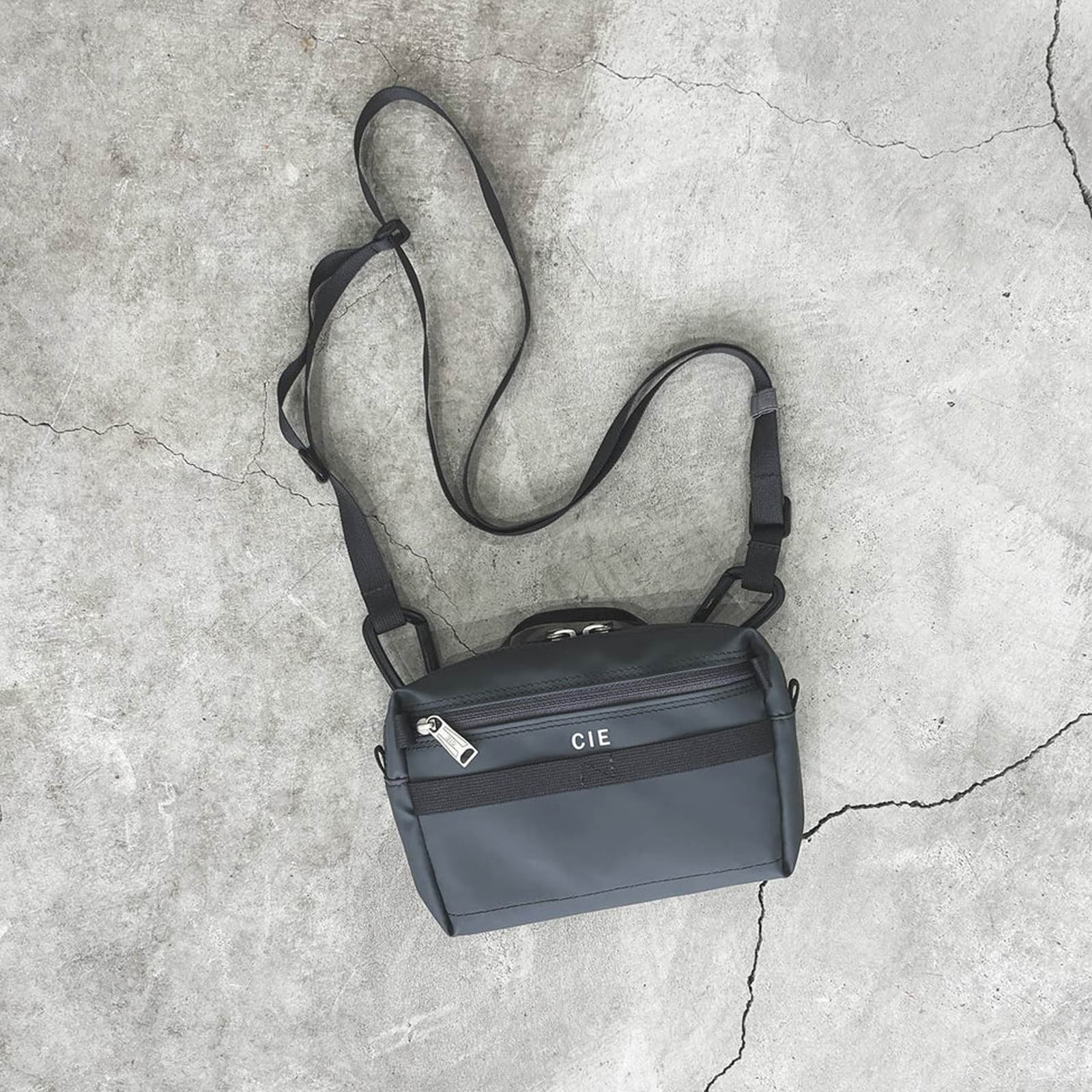 楽天市場】正規品 CIE シー バッグ ショルダーバッグ ミニ MICRO