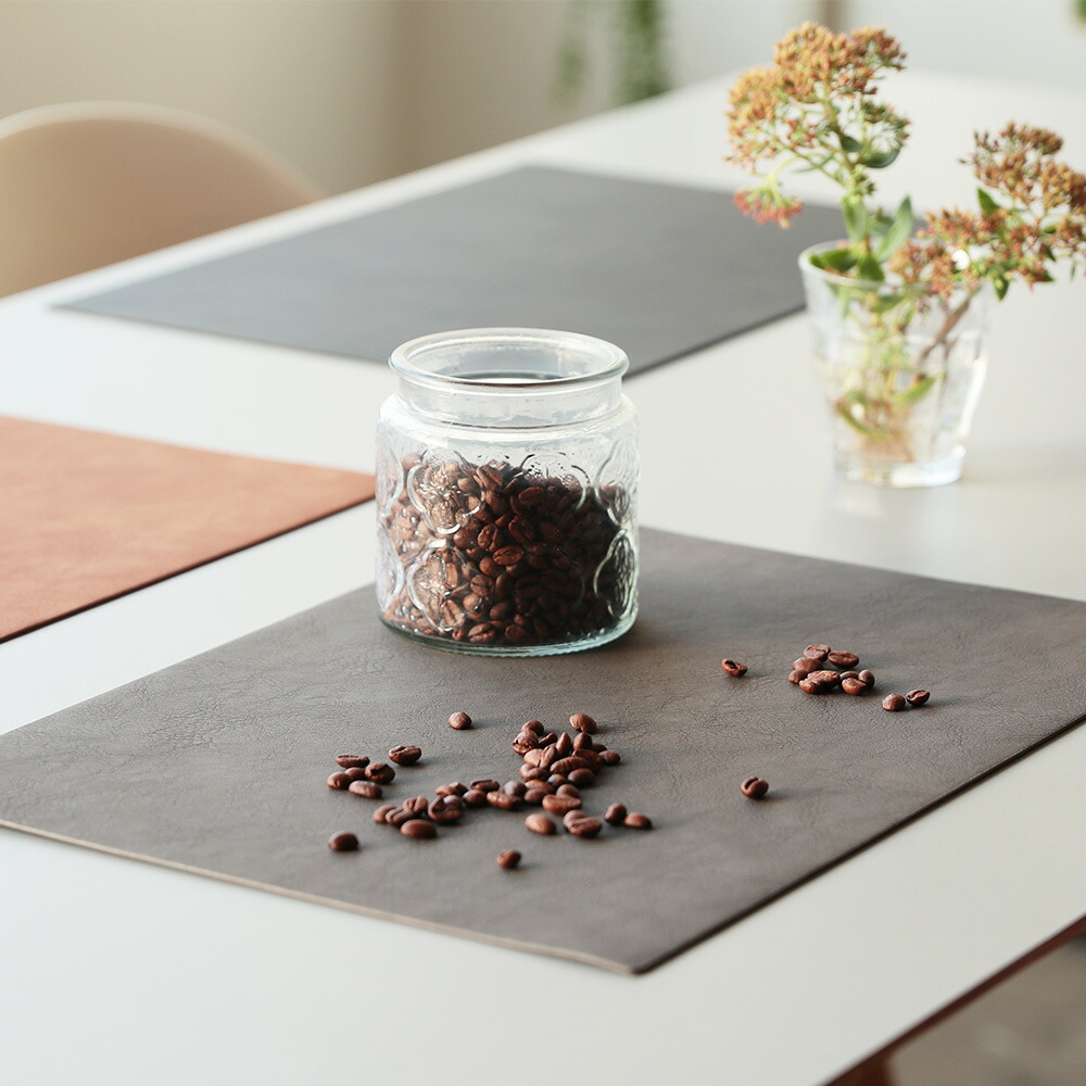 楽天市場】ランチョンマット レザー 風合い 軽量 耐久性 高級感