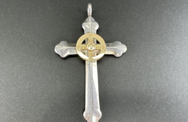 楽天市場】ゴローズ goro's 美品 K18付き全金ホイールクロス