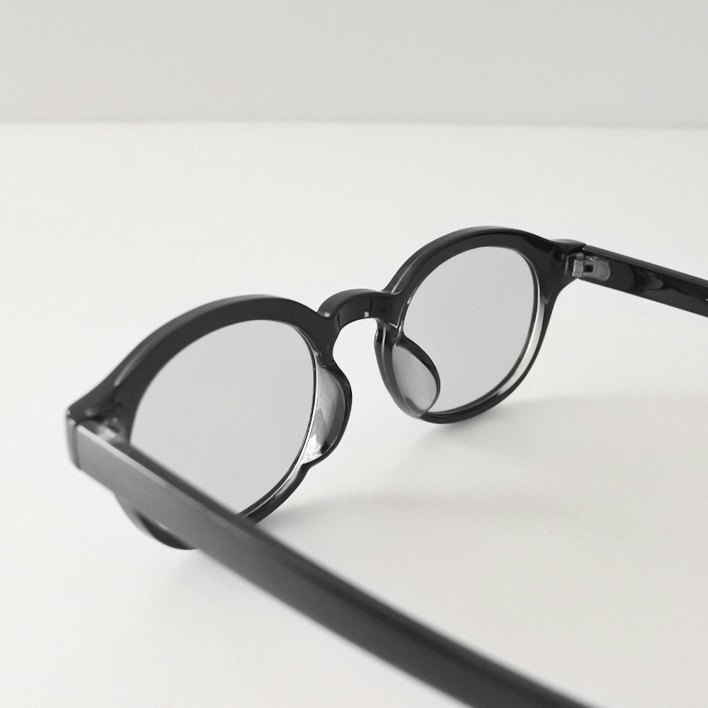 楽天市場】オーバル セルフレーム ライトグレー カラーレンズ