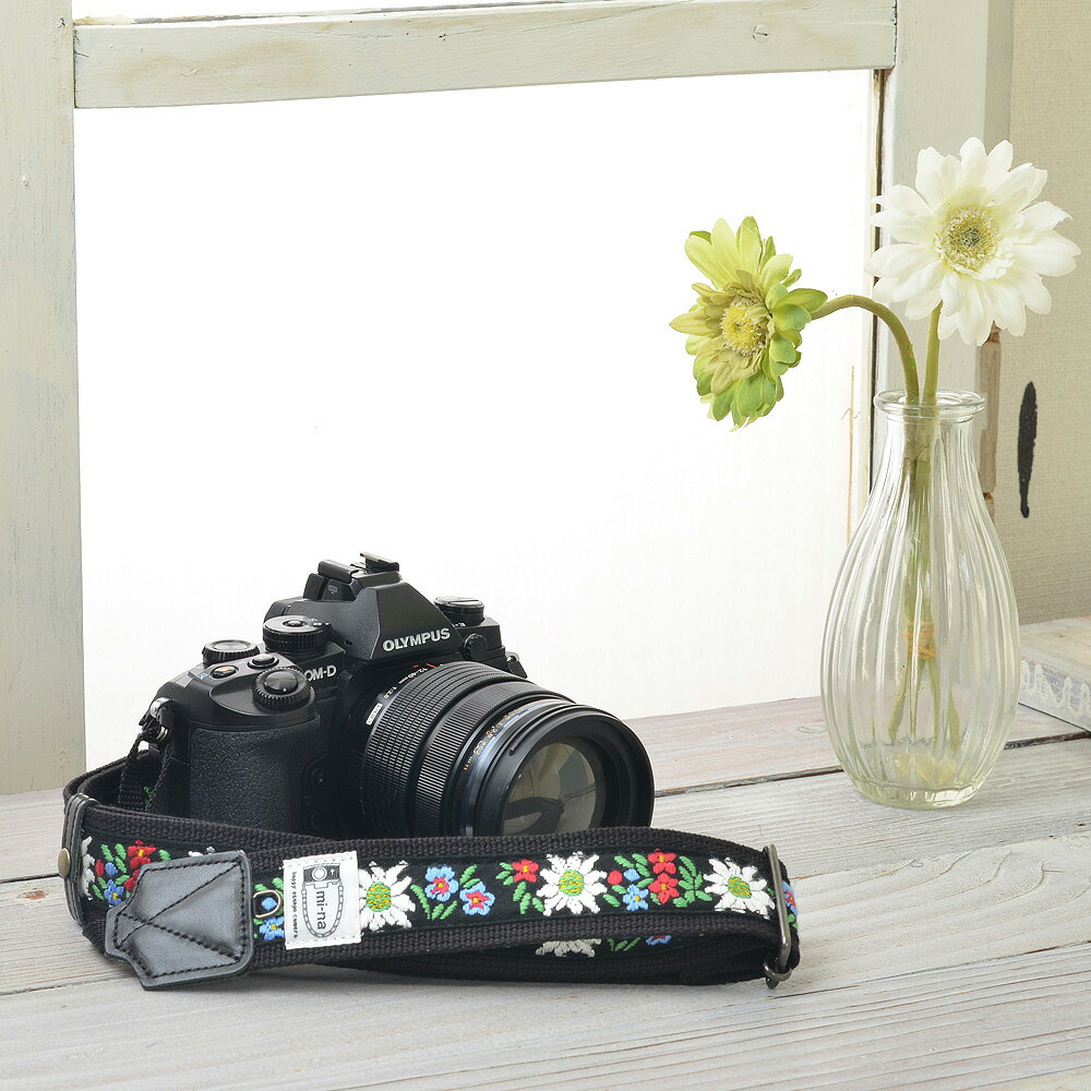 Nikon D5000 デジタル一眼レフカメラmi-na バッグストラップセット