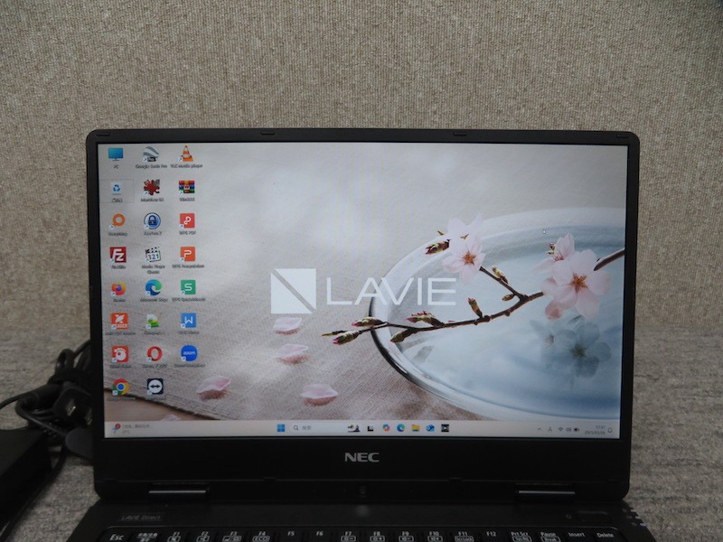 楽天市場】【極上!!美品・超軽超薄】◇ NEC LAVIE Direct NM PC