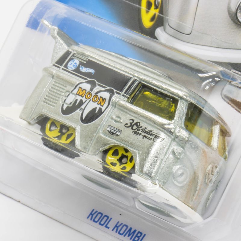 楽天市場】ムーンアイズ ホットウィール 【Walmart Exclusive ZAMAC
