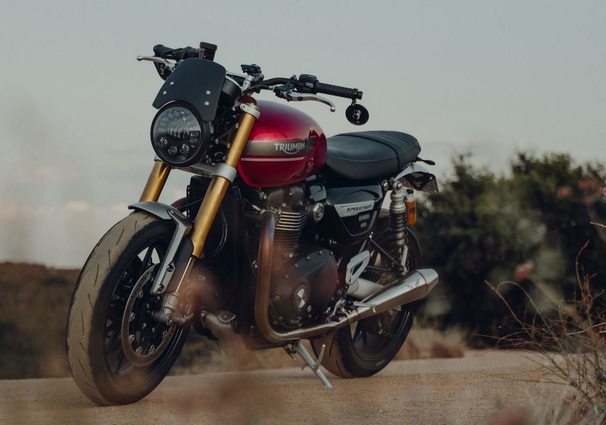 楽天市場】トライアンフ スピードツイン1200 リバースコーンスリップ