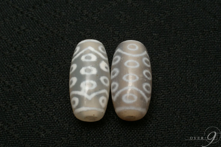 楽天市場】【老玉髄天珠 白 二十一眼天珠 約20mm×10mm】【メール便可