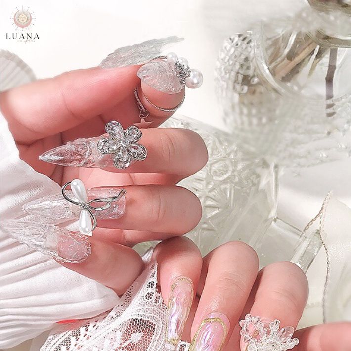 楽天市場】ポイント5倍ネイルパーツ 花 ビジュー 2個 フラワー