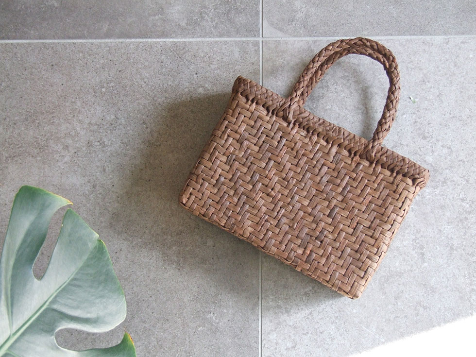 楽天市場】純国産 山形県 山葡萄かごバッグ 網代編み 小 : おまめ