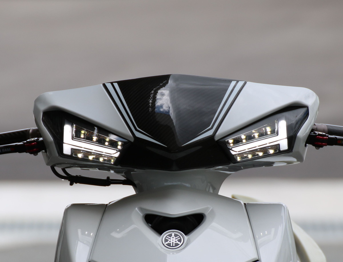 楽天市場】GAMMAS 4TH CYGNUS X シグナス X D4 ラインLED デイライト