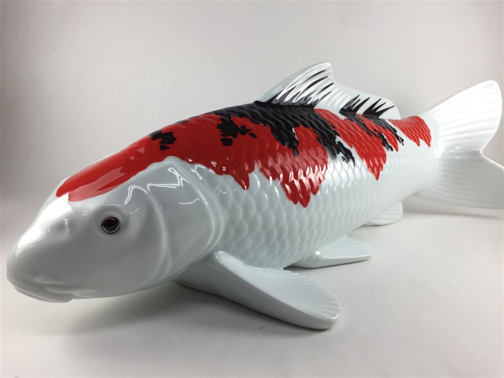 楽天市場】【有田焼 伯父山窯】ジャンボ錦鯉(小).真鯉【写真の「三色