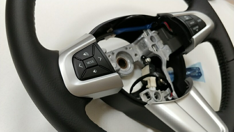 楽天市場】【トヨタ純正】 革巻ステアリング (ステアリングスイッチ