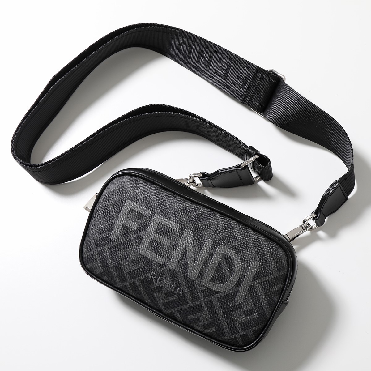 楽天市場】FENDI フェンディ ショルダーバッグ CAMERA CASE SMALL