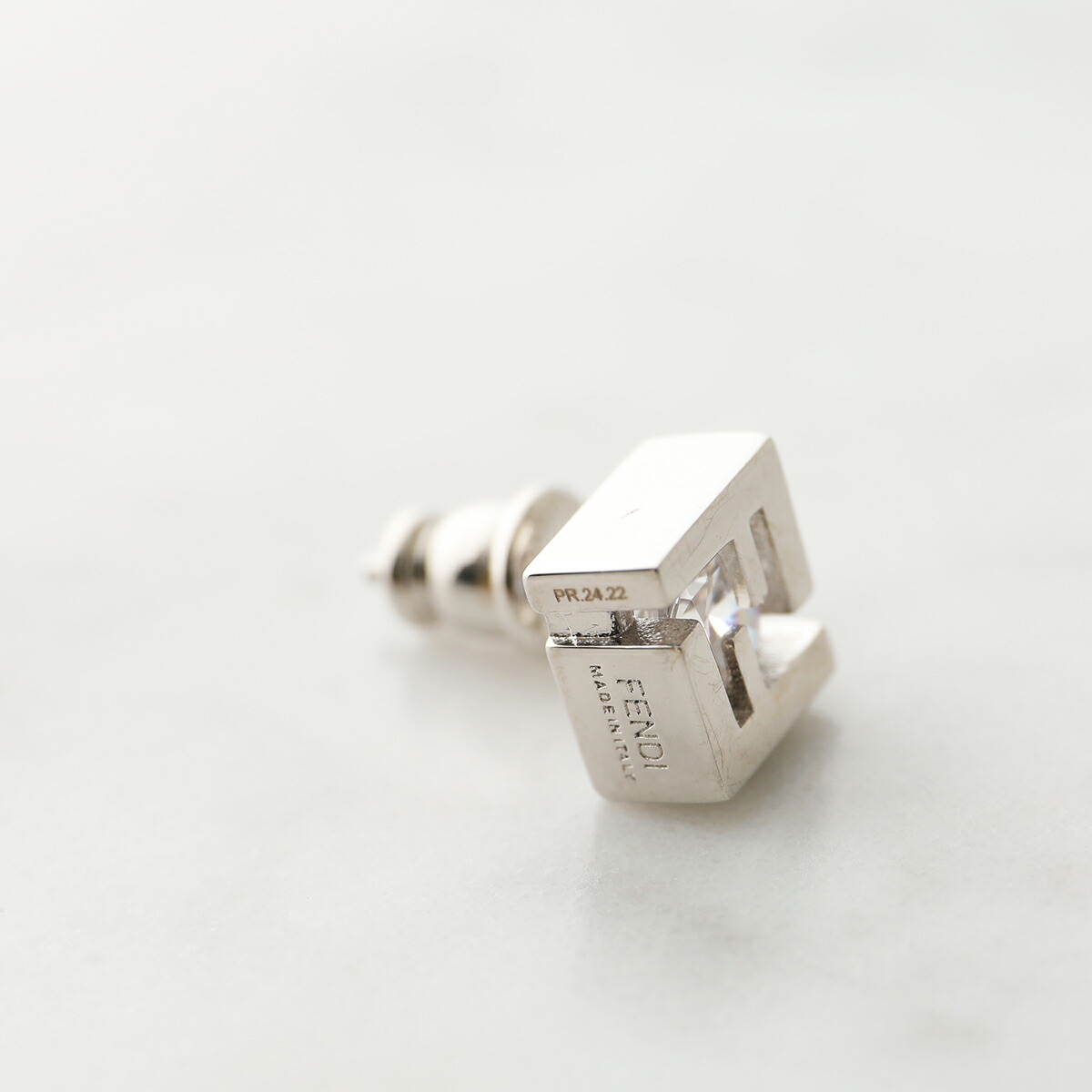 楽天市場】FENDI フェンディ ピアス 7AJ606 A44G メンズ 片耳販売 FF