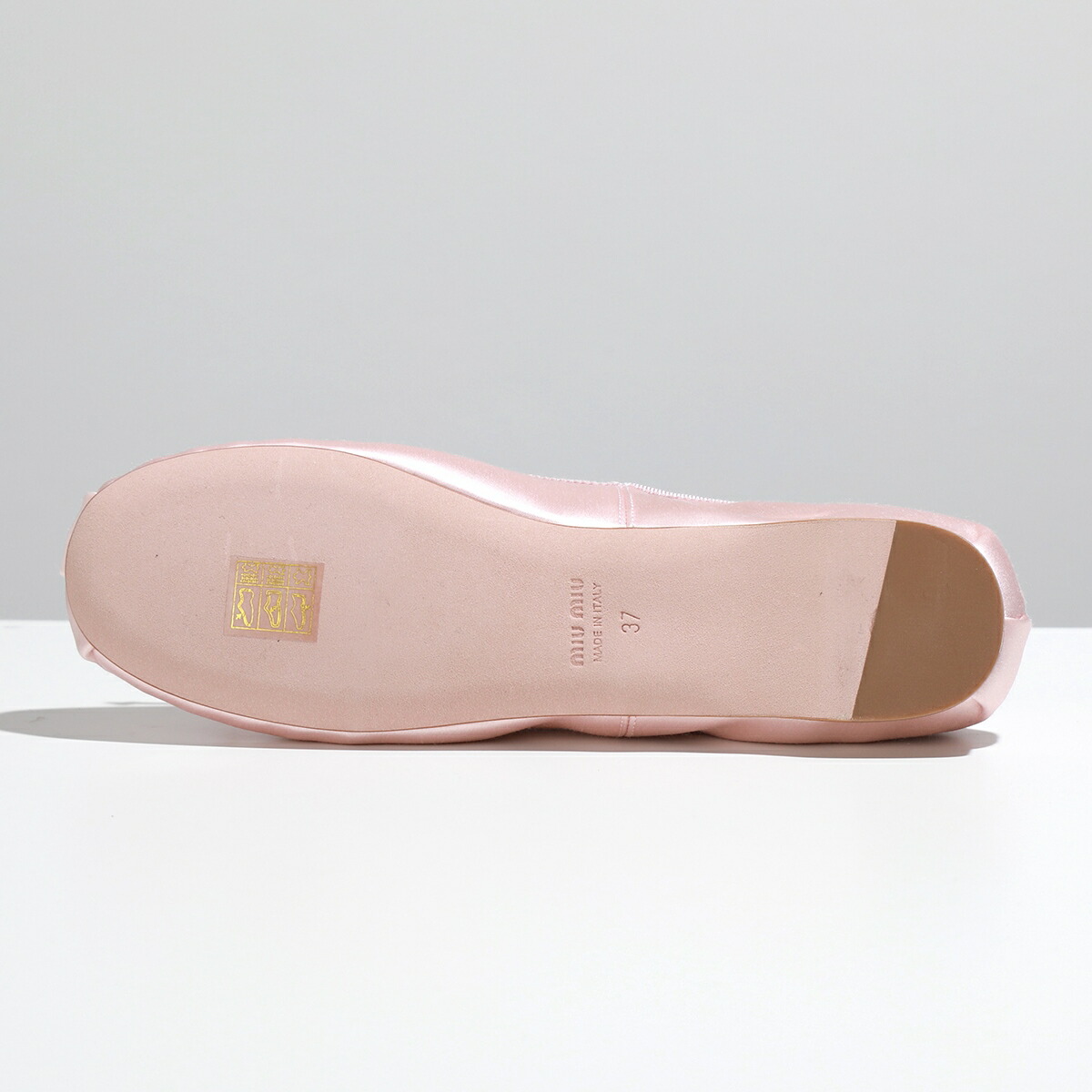 楽天市場】【最大2万円OFFクーポン対象・3/1限定】MIUMIU ミュウミュウ