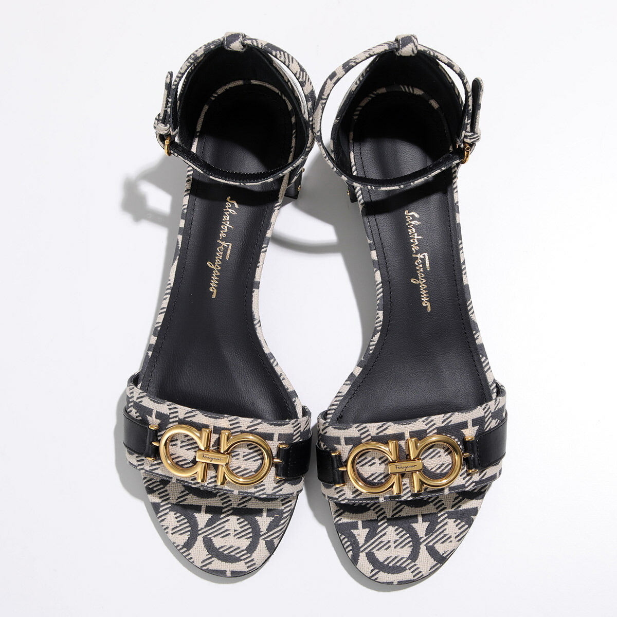 楽天市場】【最大2万円OFFクーポン対象・3/1限定】FERRAGAMO