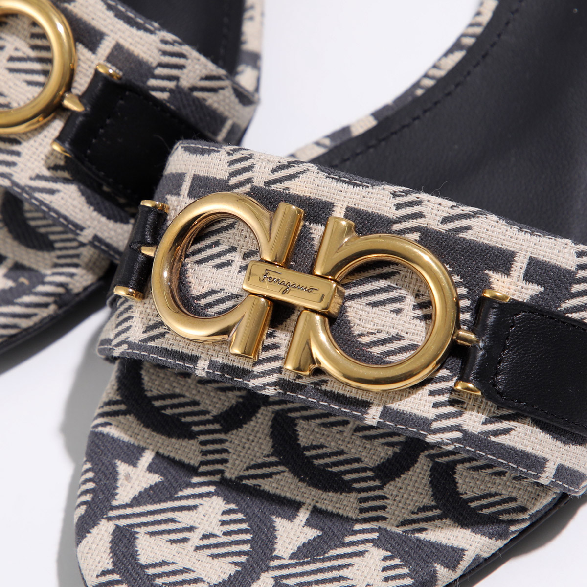 楽天市場】【最大2万円OFFクーポン対象・3/1限定】FERRAGAMO