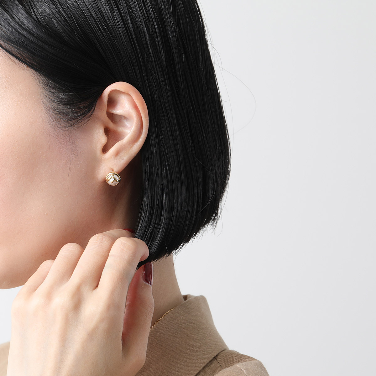 楽天市場】FENDI フェンディ ピアス F IS エフイズ 8AK796 A5TO