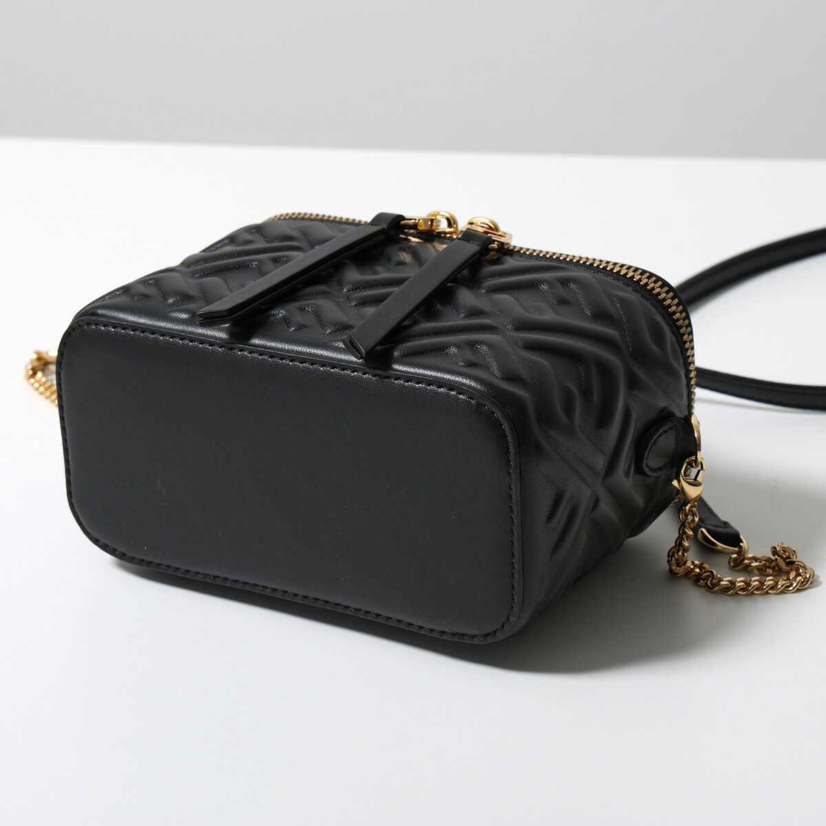 楽天市場】【最大2万円OFFクーポン対象・3/1限定】FENDI フェンディ