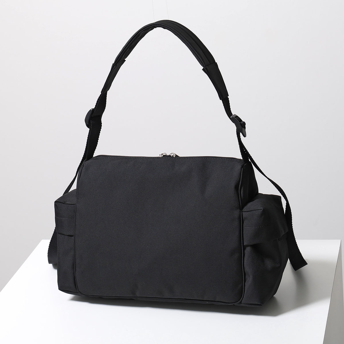 楽天市場】BALENCIAGA バレンシアガ ショルダーバッグ EXPLORER