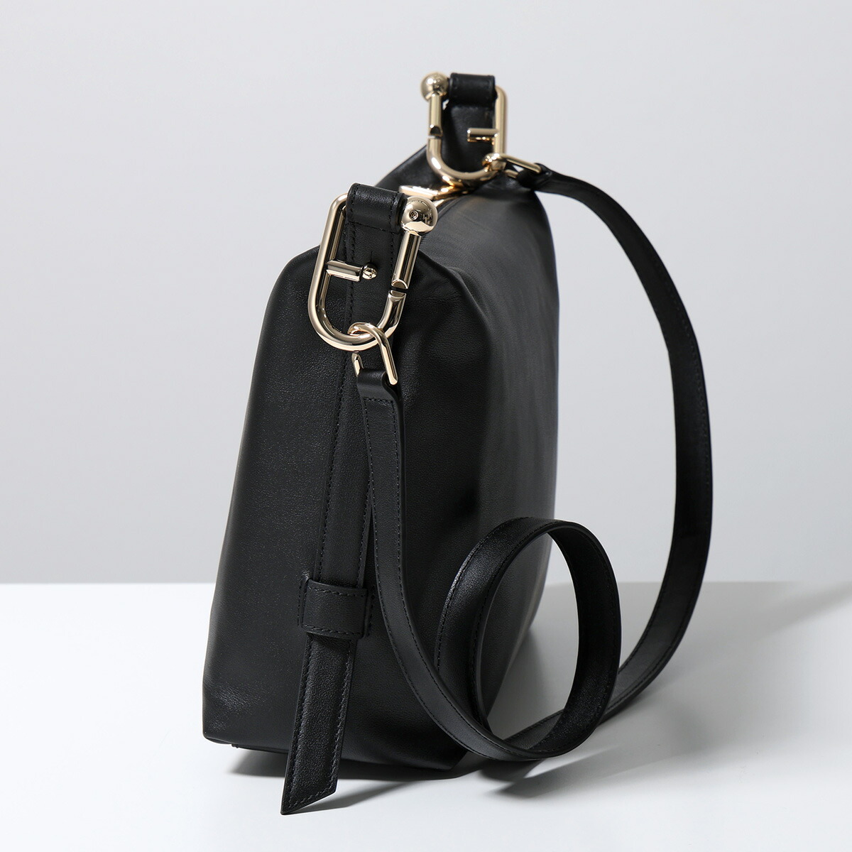 楽天市場】Furla フルラ ショルダーバッグ TONIE M HOBO トニー