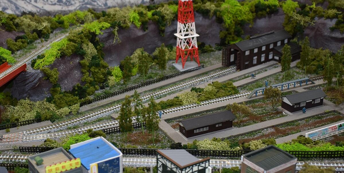 楽天市場】鉄道模型ジオラマレイアウトNゲージ用 単線【180cmx90cm