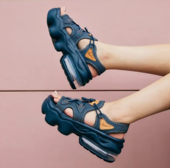 楽天市場】☆送料無料☆NIKE☆W AIR MAX KOKO SANDAL HF1060-400