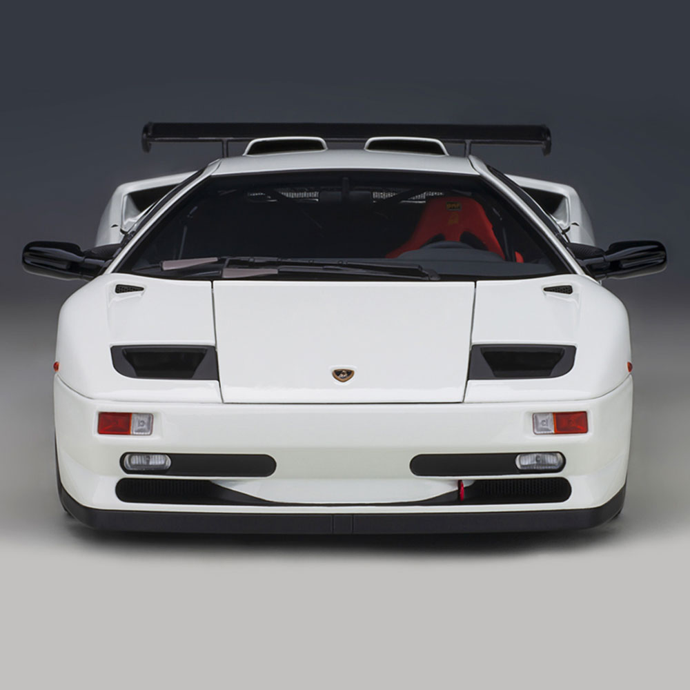 楽天市場】ミニカー 1/18 ランボルギーニ ディアブロ SV-R ホワイト