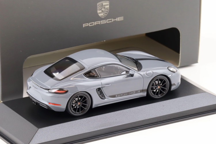楽天市場】ミニチャンプス 1/43 ポルシェ 718 ケイマン スタイル