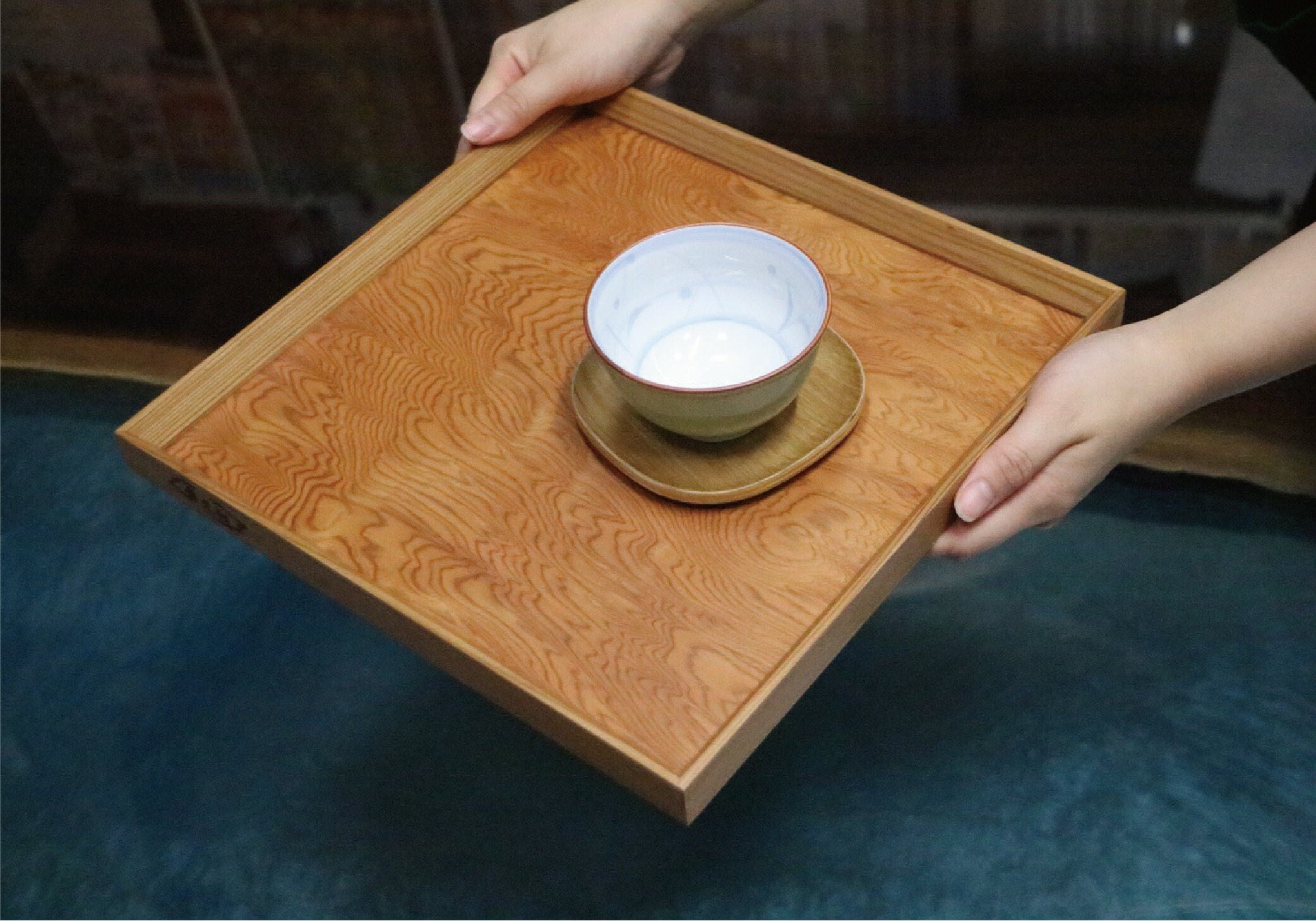 楽天市場】屋久杉 お盆 無垢 天然木 木製 正方形 プレゼント ギフト