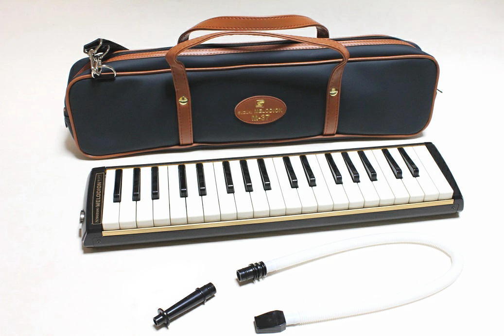 楽天市場】SUZUKI M-37C スズキ メロディオン 鍵盤ハーモニカ 37鍵盤
