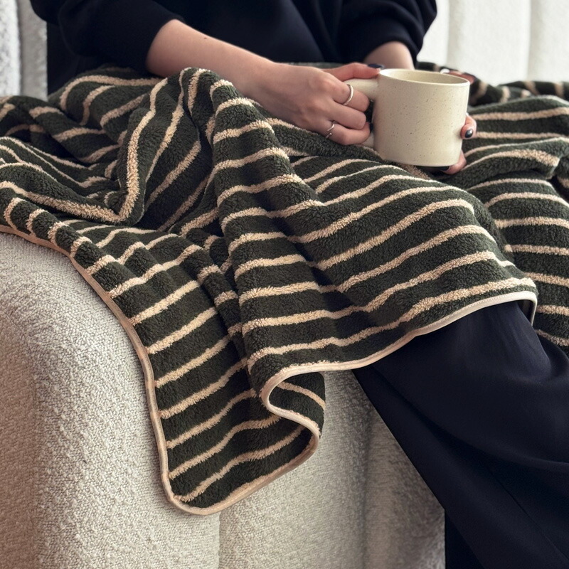 楽天市場】ストライプ ふわふわ マイクロファイバー ブランケット 200