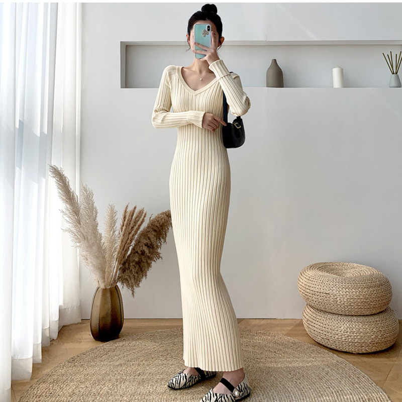 楽天市場】ニットワンピース レディース 長袖 マキシ丈 Vネック 細身