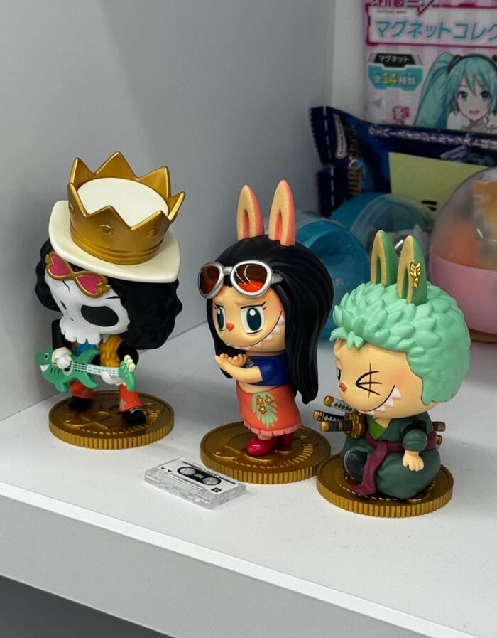 正規品※ラブブ x ONE PIECE コラボ POPMART ワンピース ラブブ
