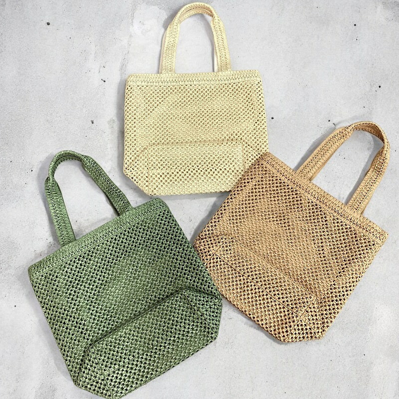 楽天市場】柄編みロゴトートBAG ナチュラルな風合いとロゴが目を惹く