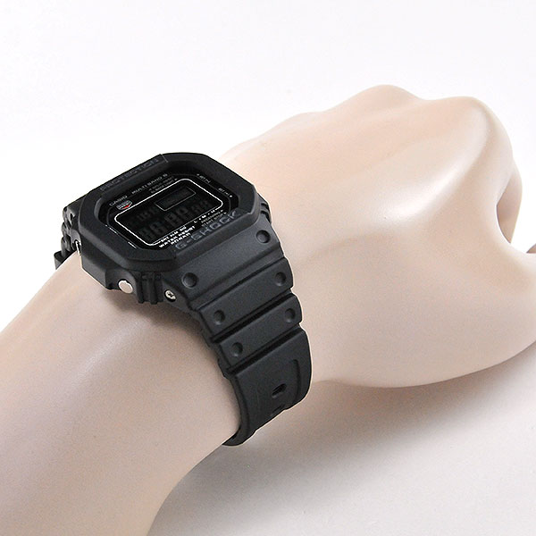 楽天市場】gショック 電波 ソーラー 腕時計 国内正規品 GW-M5610U-1BJF