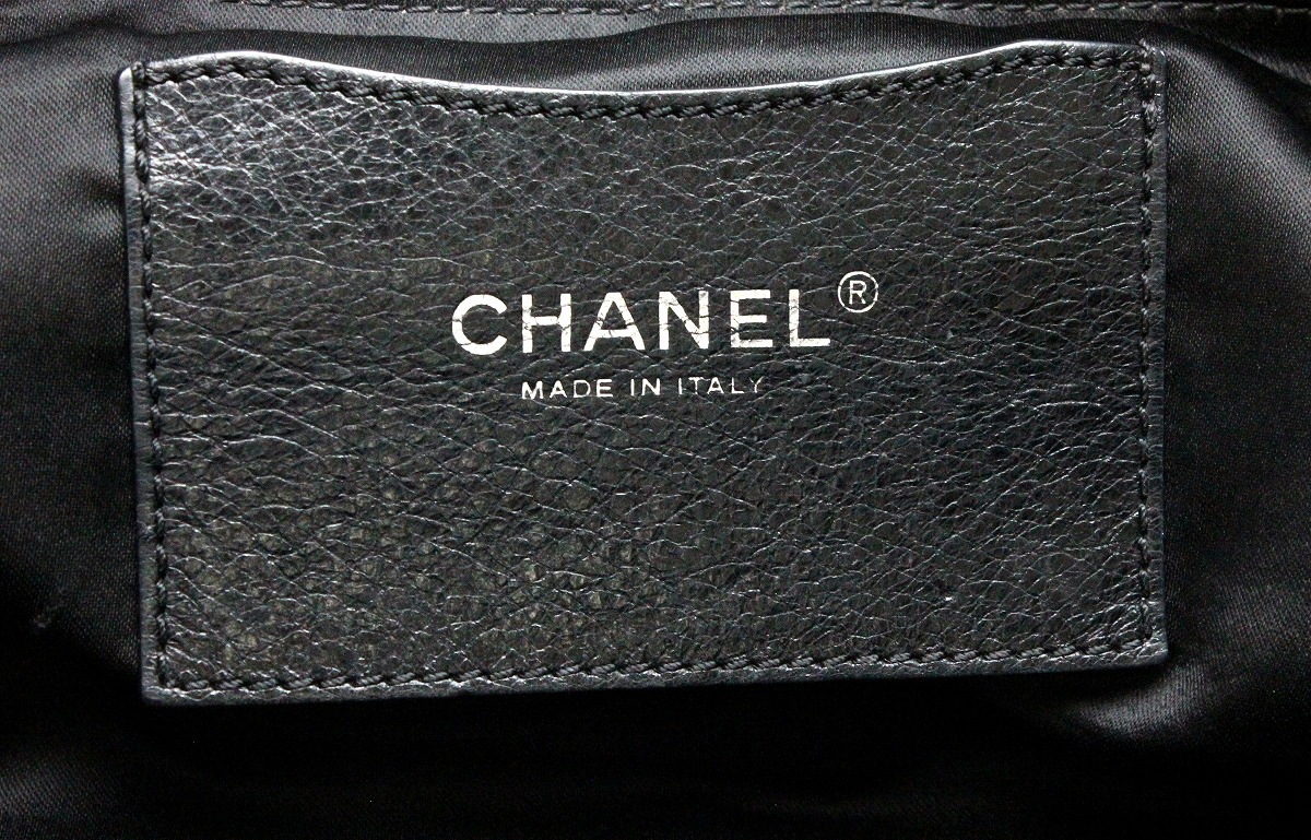 楽天市場】【バッグ】CHANEL シャネル オンザロード キルティング