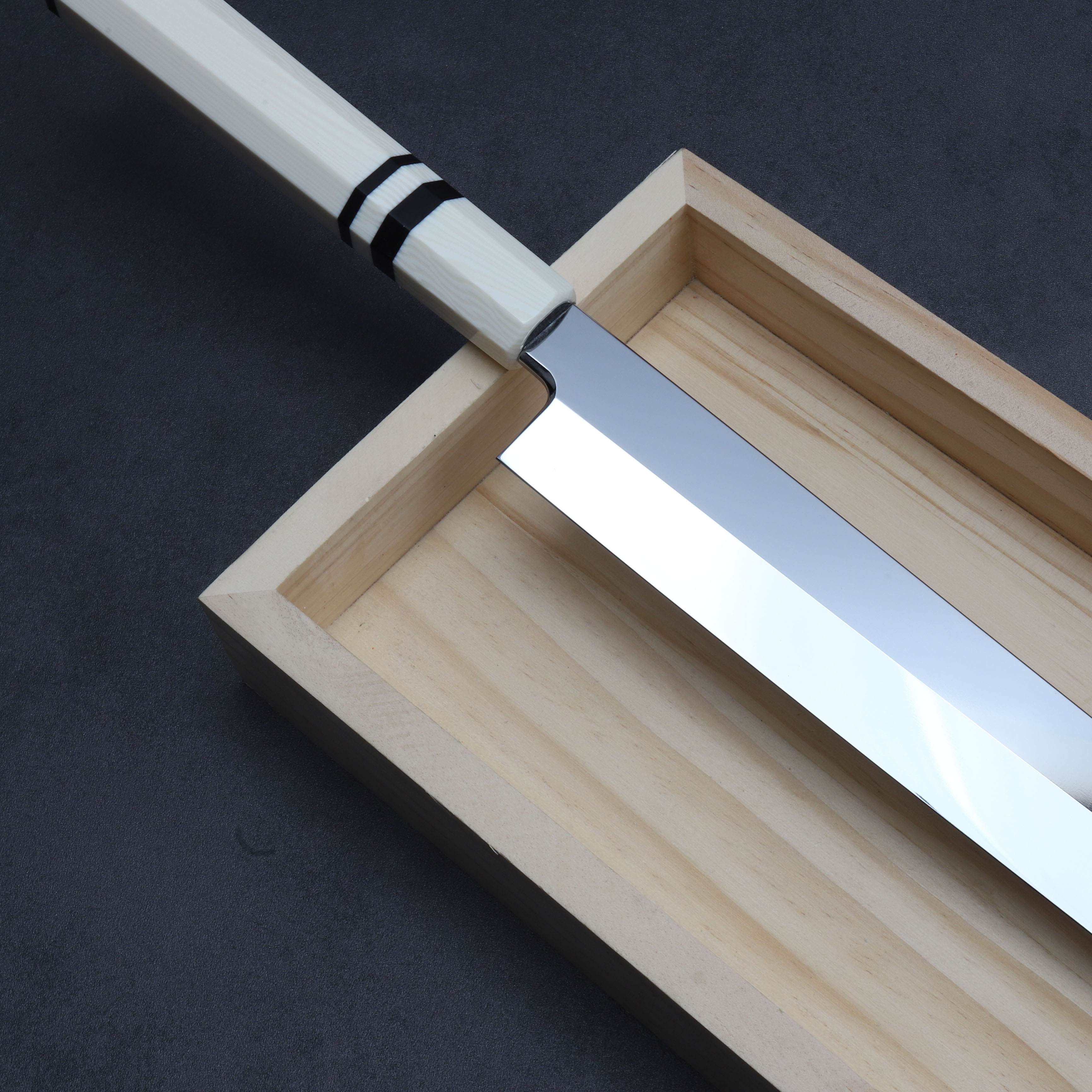 楽天市場】切付柳刃包丁 尺（刃渡り300mm）通常鏡面仕上げ 本刃付け