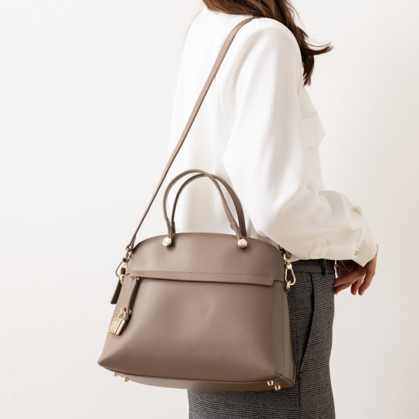 furla パイパー」の人気商品一覧 | 安い商品を通販サイトから探す