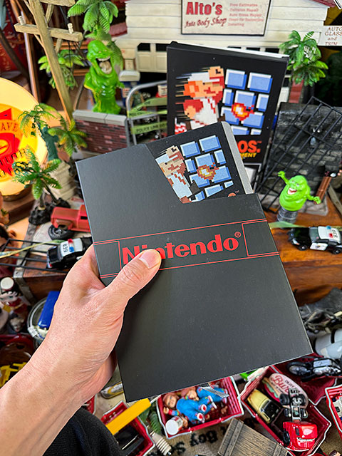 楽天市場】USA版 スーパーマリオブラザーズ ファミコンカセット型 A5