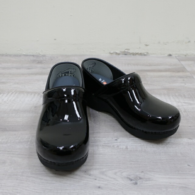 楽天市場】dansko XP 2.0 Patent Black ブラックパテント(スリッポン