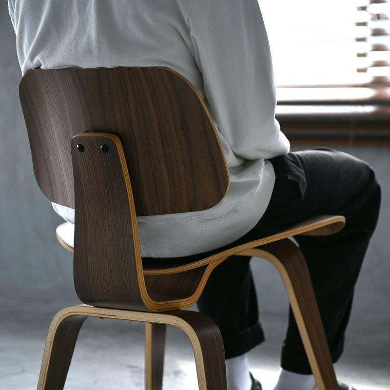 楽天市場】ハーマンミラー イームズプライウッドダイニングチェア