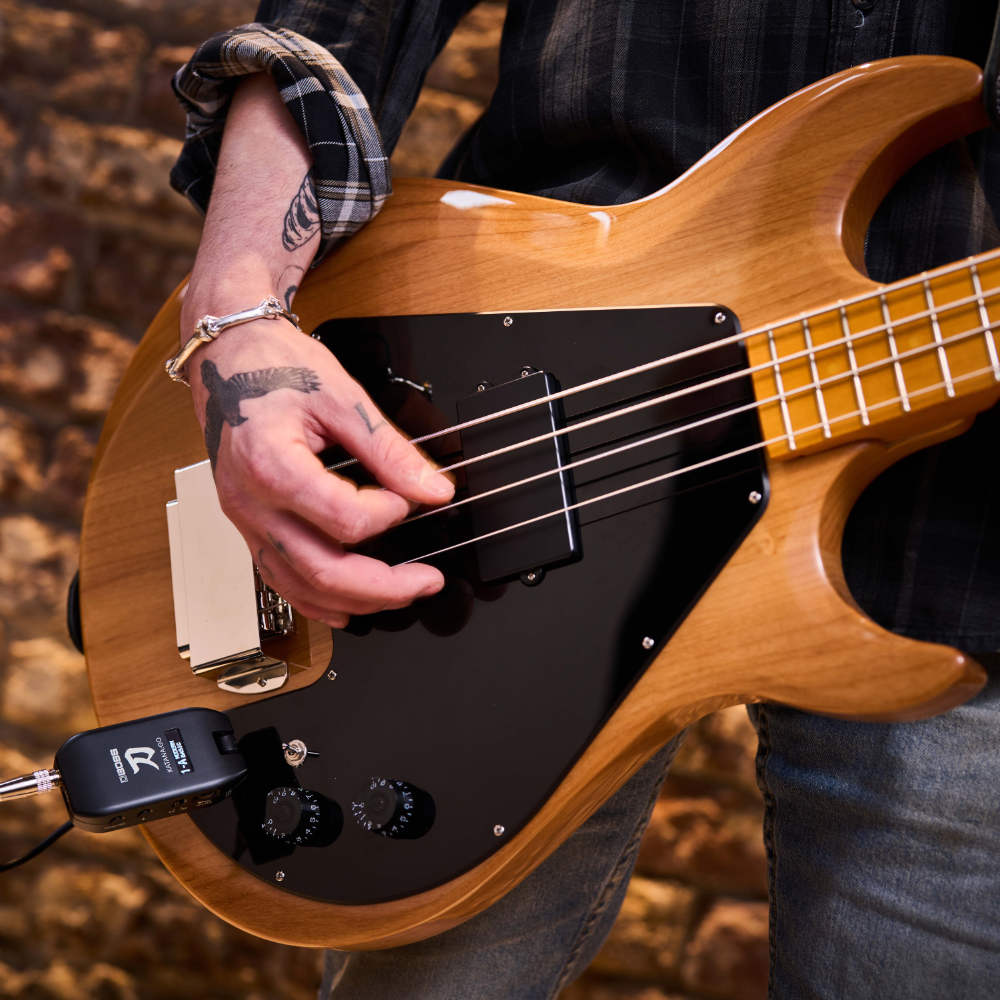 楽天市場】ギターヘッドホンアンプ BOSS KTN-GO2 KATANA GO 2 ギター