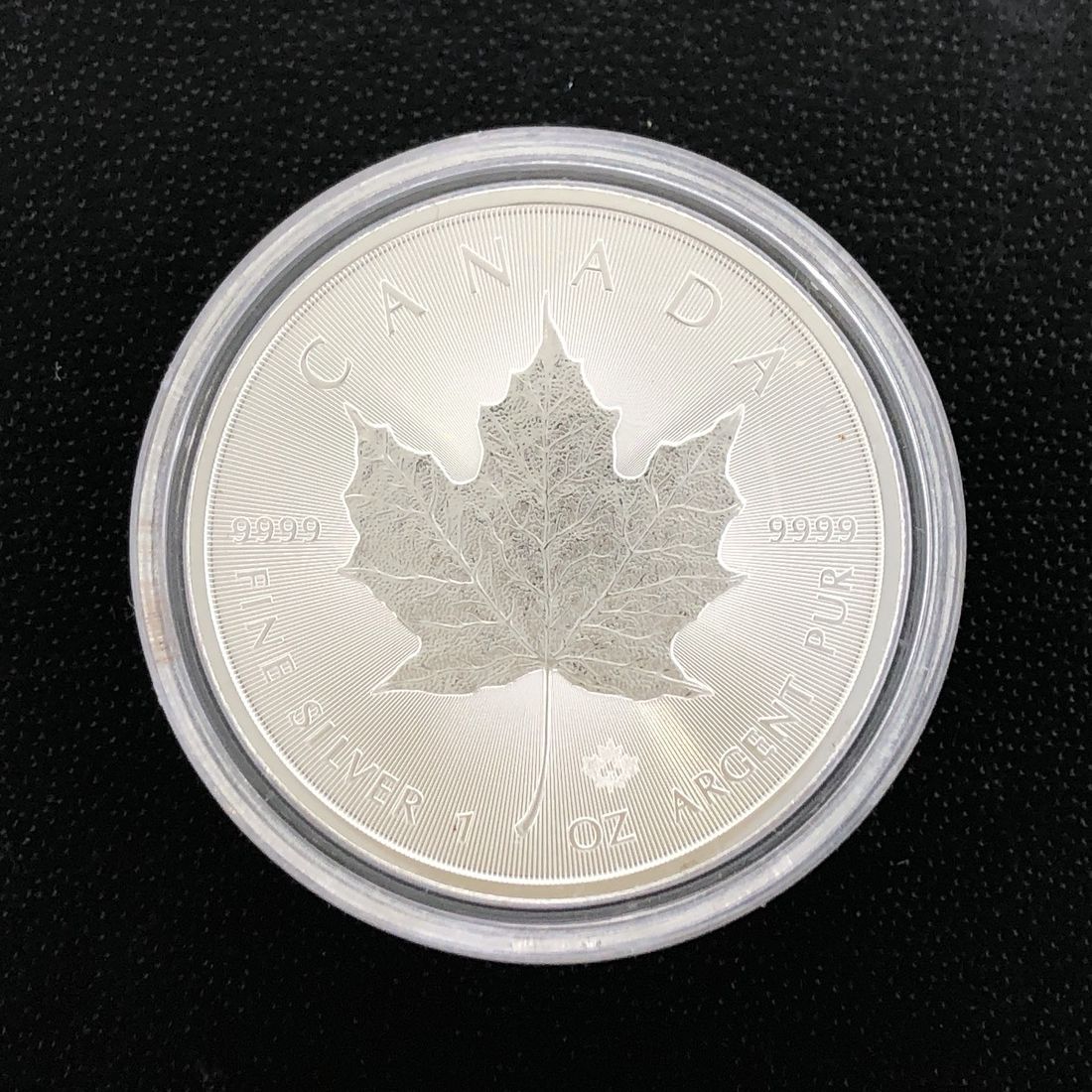 楽天市場】カナダ 1オンス 銀貨 ランダム年 メイプル 純銀製 31.1g