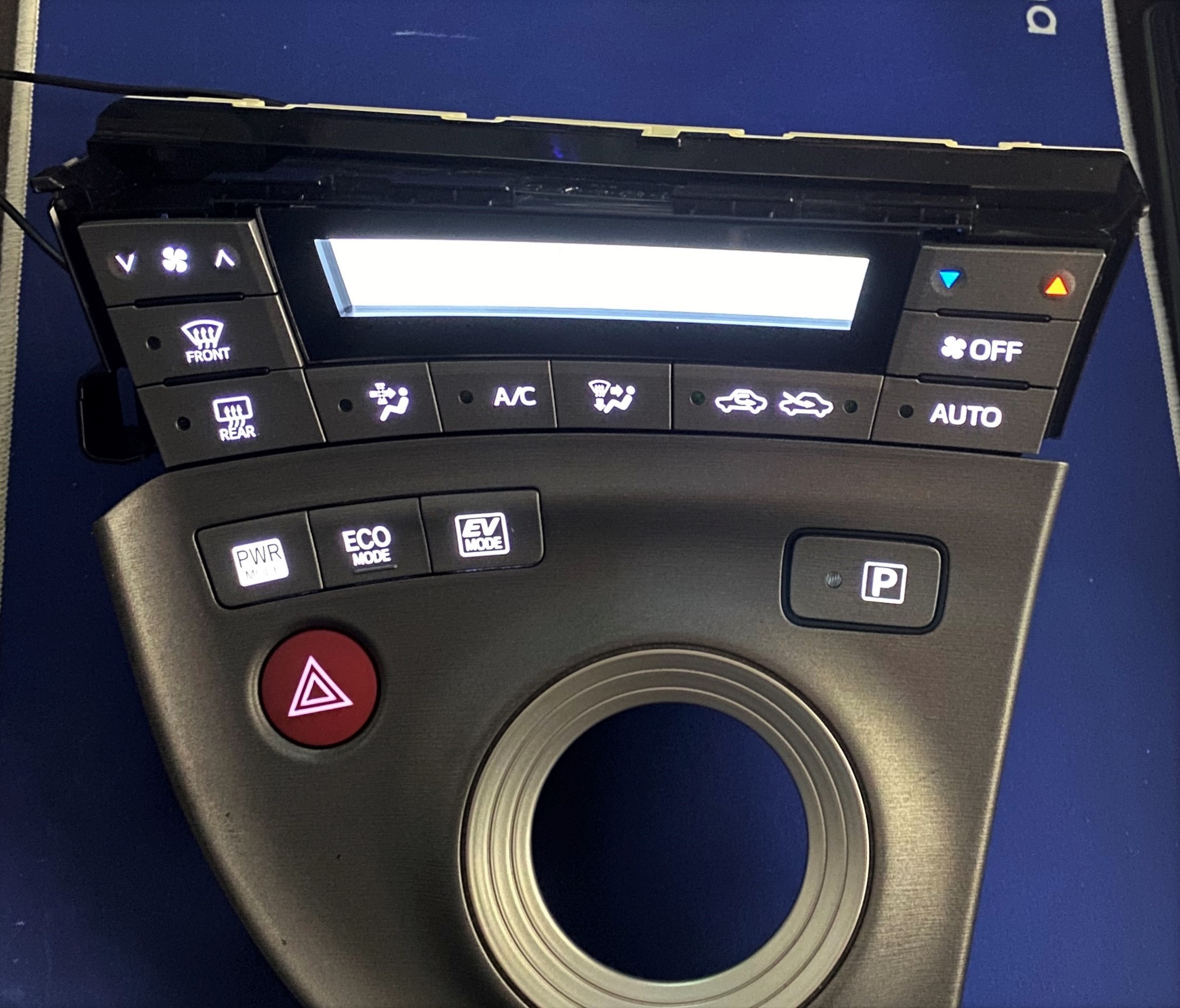 楽天市場】プリウス エアコン パネル ledの通販