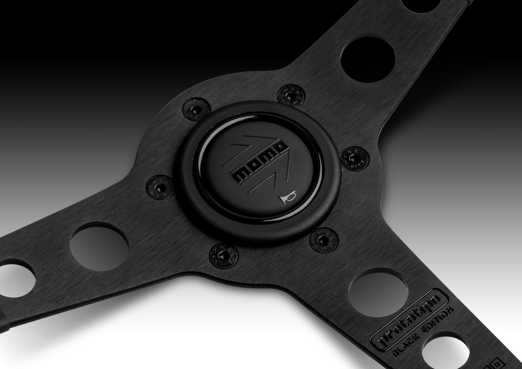 楽天市場】MOMO モモ ステアリング P-5 Prototipo Black Edition