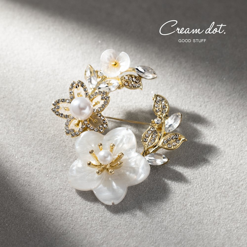 楽天市場】【一部予約：4月上旬】ブローチ シェル フォーマル 卒業式