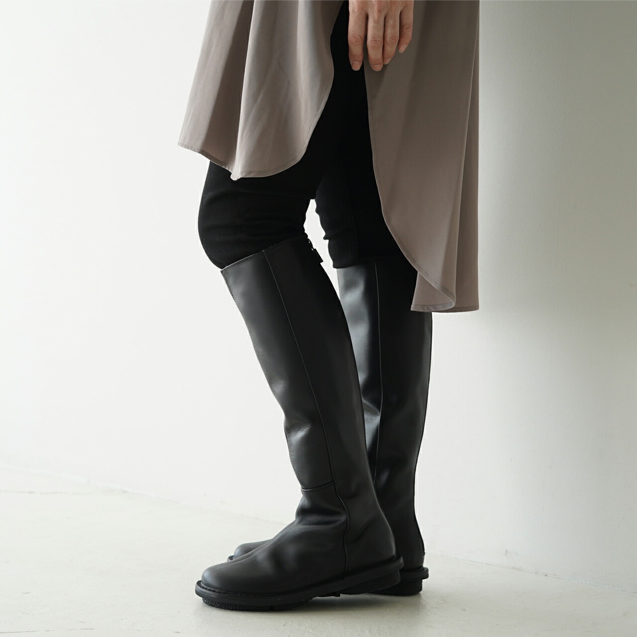 楽天市場】【アウトレット！30%OFF】トリッペン trippen バックジップ