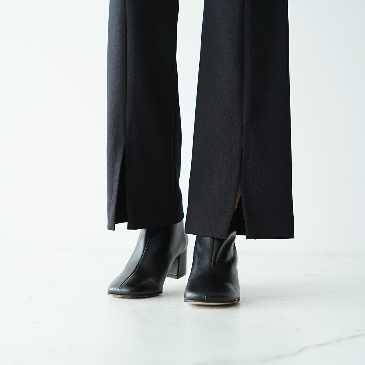 楽天市場】【SALE！20%OFF】モヒ MOHI スクエアトゥ レザーショート